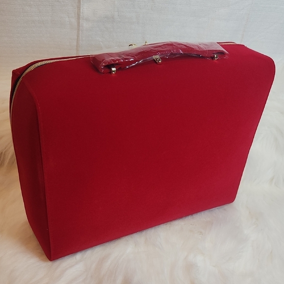 Elegant Estee Lauder Red Bow Cosmetic Bag. Size 13" by 11". - Picture 7 of 11